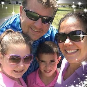 Meet your Posher, Mirella